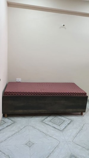 Bedroom in 1 BHK Apartment at Experion One 42, Sector 42 – for Rent