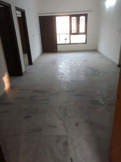 3 BHK Apartment For Rent in Sheeba Apartment