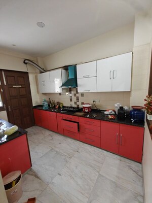 Kitchen in 3 BHK Apartment at Super Mart 1, Sector 27 – for Rent
