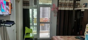 Bedroom in 2.5 BHK Apartment at Gaur City 2 - 11th Avenue, Sector 16c Greater Noida – for Rent