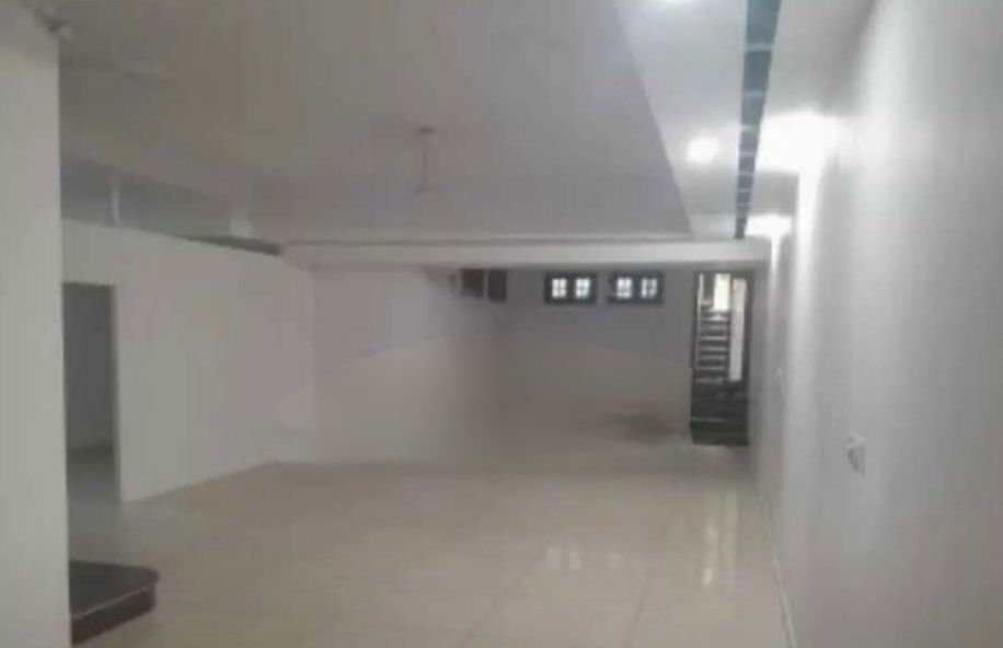 Office Space For Rent in Hazratganj