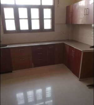 Kitchen in 2 BHK Apartment at Omaxe R2, Gomti Nagar – for Rent
