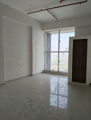 Room in  Office Space at Fortune Plaza Malad, Malad East – for Rent