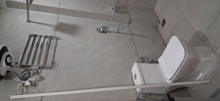 Bathroom, sushant-lok-2 1 Bedroom 750 Sq.Ft. Builder Floor In Sector 57 Gurgaon 10216937