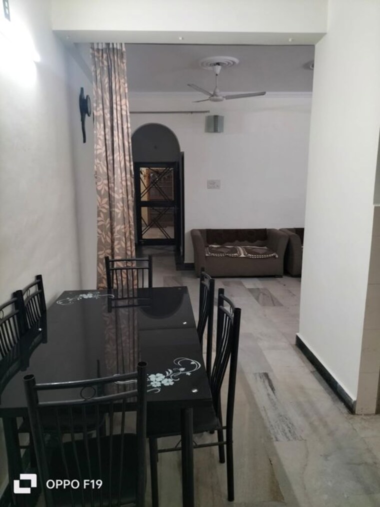 Living Room, hazratganj 3 Bedroom 1630 Sq.Ft. Apartment In Hazratganj Lucknow 10216946