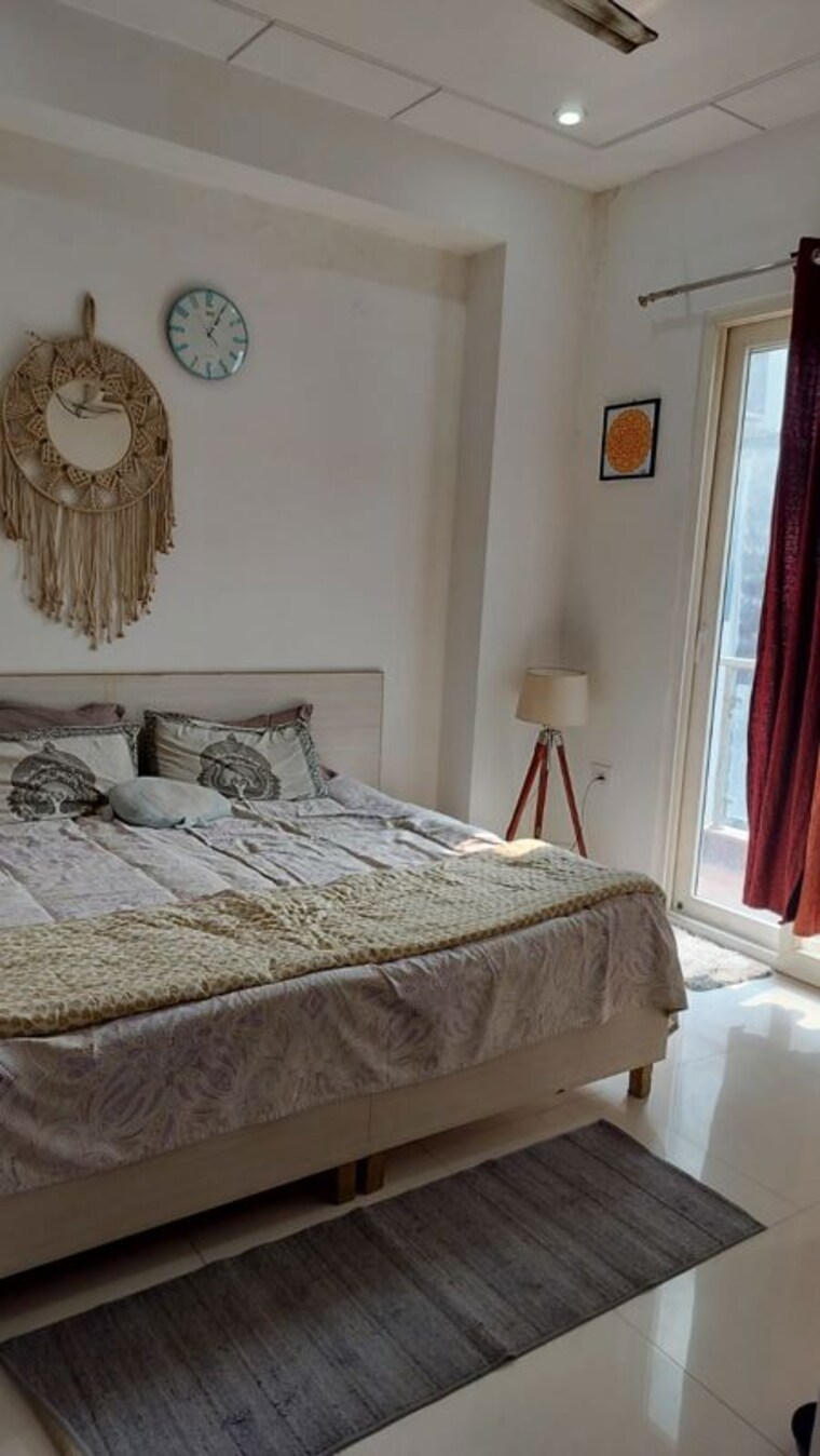 Bedroom, dlf-city-phase-iv 2 Bedroom 1200 Sq.Ft. Builder Floor In Dlf Phase iv Gurgaon 10216951