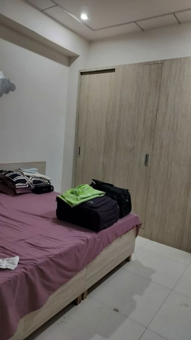 Bedroom, dlf-city-phase-iv 2 Bedroom 1200 Sq.Ft. Builder Floor In Dlf Phase iv Gurgaon 10216951