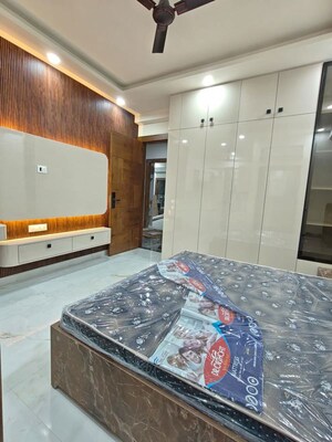 Bedroom in Studio Builder Floor at Sector 51 – for Rent