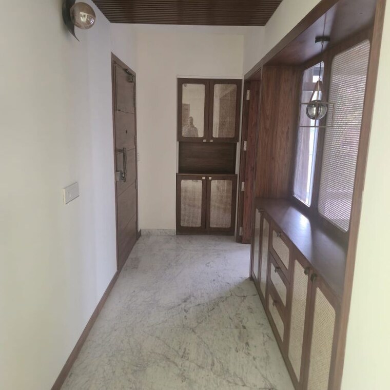 Room, sector 11 3 Bedroom 4500 Sq.Ft. Builder Floor In Sector 11 Chandigarh 10216959