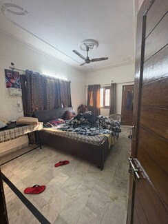 3 BHK + Pooja Room,Study Room,Extra Room Builder Floor For Rent in Sector 38
