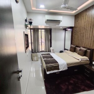 Master Bedroom in 2 BHK Apartment at Evershine Embassy, Andheri West – for Rent