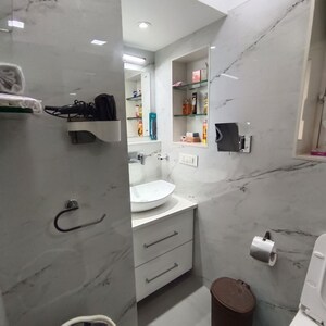 Master Bedroom in 2 BHK Apartment at Evershine Embassy, Andheri West – for Rent