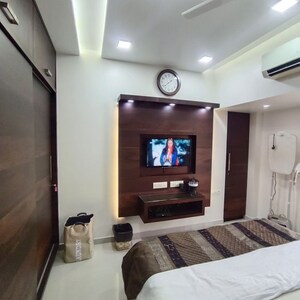 Bedroom in 2 BHK Apartment at Evershine Embassy, Andheri West – for Rent