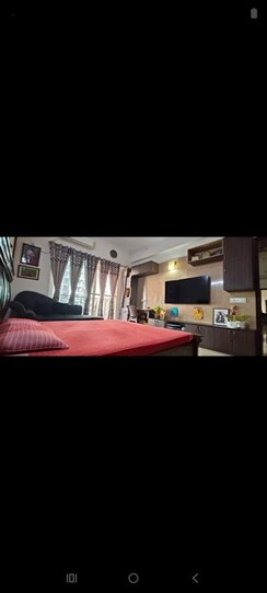 3.5 BHK + Servant Room Apartment For Rent in Gaur Sportswood