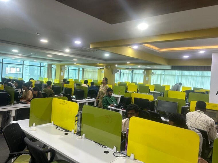 Team Area, manyata-tech-park Commercial Office Space 6000 Sq.Ft. In Nagavara Bangalore 9938743