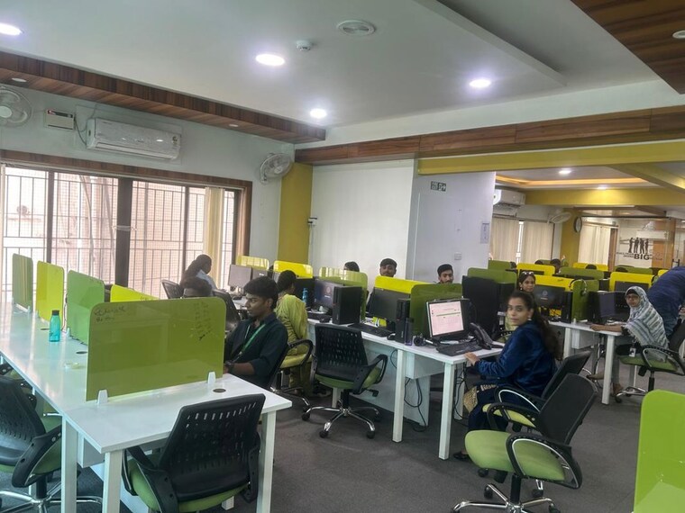 Floor Plan, manyata-tech-park Commercial Office Space 6000 Sq.Ft. In Nagavara Bangalore 9938743