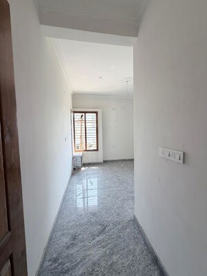 Building Lobby in 3 BHK Apartment at Ganesh Krupa Sadhashiv Nagar, Sadashiva Nagar – for Rent