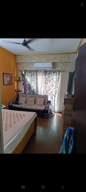 Living Room in 2 BHK Apartment at Antriksh Golf View - II, Sector 78 – for Rent