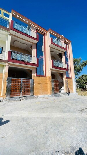 2 BHK Independent House For Sale in Chandrabani