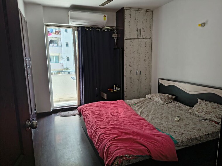 Bedroom, skytech-matrott 2 Bedroom 1015 Sq.Ft. Apartment In Sector 76 Noida 10217065
