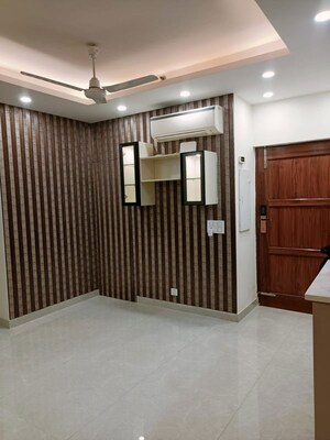 Room in 3 BHK Apartment at Conscient Heritage Max, Sector 102 – for Rent