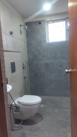 Bathroom in 3 BHK Apartment at Jubilee Hills – for Rent