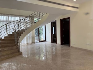 Room in 4 BHK Villa at Prestige White Meadows, Whitefield – for Sale