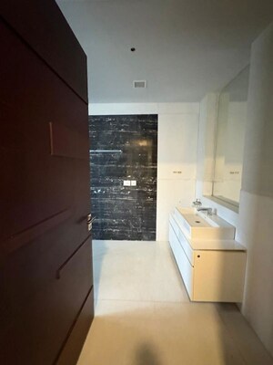 Master Bedroom in 5 BHK Villa at Chaithanya Sharan, Varthur – for Sale