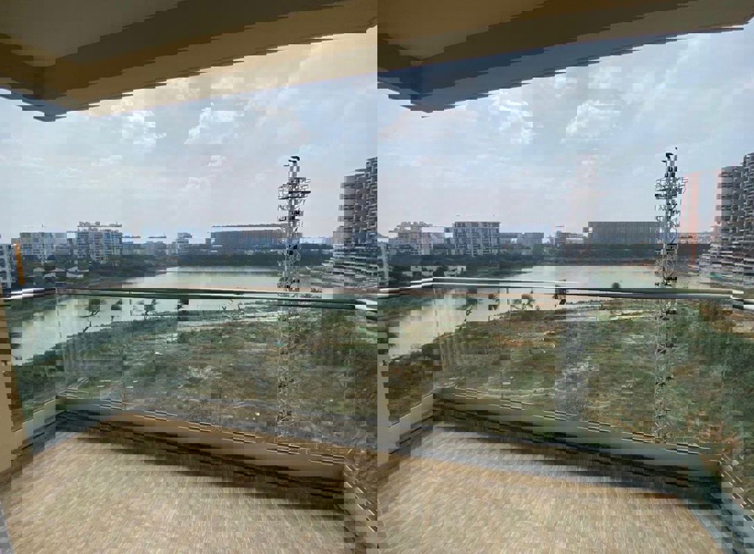 4 BHK + Servant Room 2860 Sq.Ft. Apartment in Vaswani Exquisite