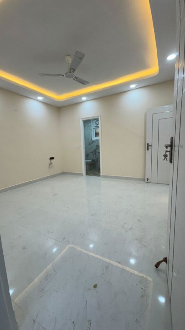 Room, palm-residency-chhatarpur 3 Bedroom 1250 Sq.Ft. Apartment In Chattarpur Delhi 10217119
