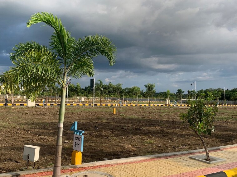 Garden, peddapur  185 Sq.Yd. Plot In Peddapur Sangareddy 10213002