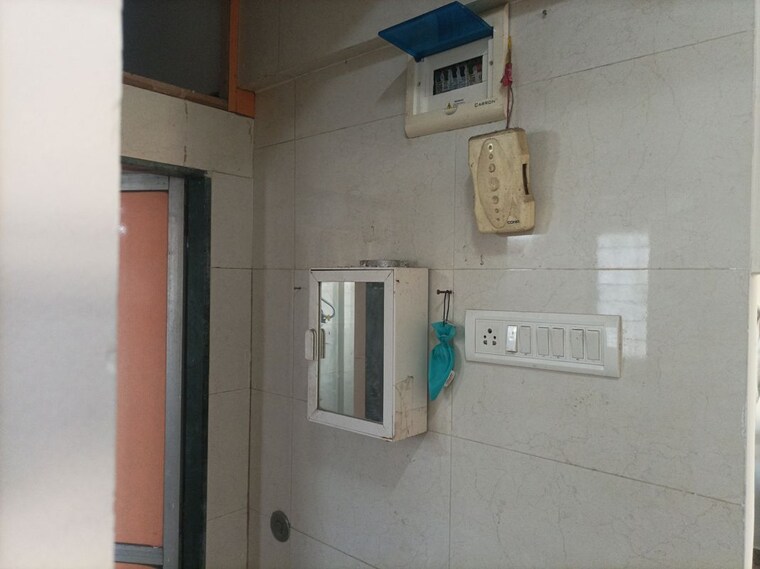 Bathroom, brahmand-chs 1 Bedroom 420 Sq.Ft. Apartment In Brahmand Thane 10217160