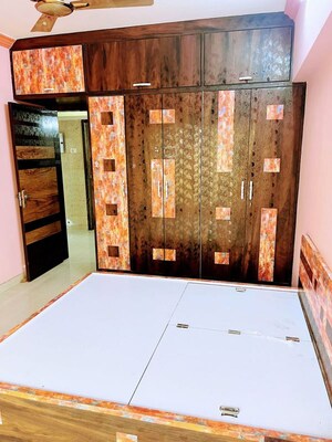 Furnished Amenities in 2 BHK Apartment at Regency Estate, Dombivli East – for Rent