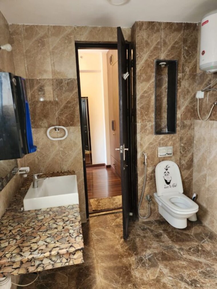 Bathroom, prateek-stylome 3 Bedroom 2475 Sq.Ft. Apartment In Sector 45 Noida 10217181