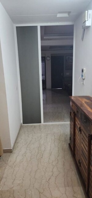 Room in 3 BHK Apartment at Prateek Stylome, Sector 45 – for Rent