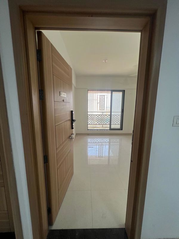 2 BHK + Extra Room 684 Sq.Ft. Apartment in Lodha Panacea 1