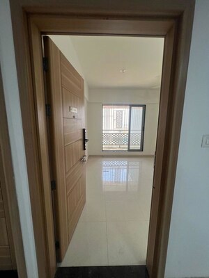 2 BHK Apartment For Rent in Lodha Panacea 1, Dombivli East