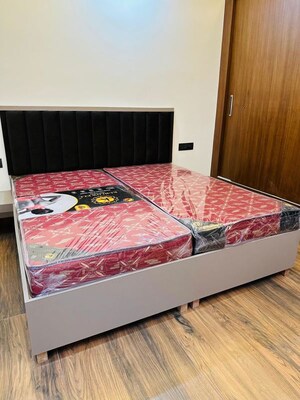 Bedroom in 3 BHK Builder Floor at Sector 55 – for Rent