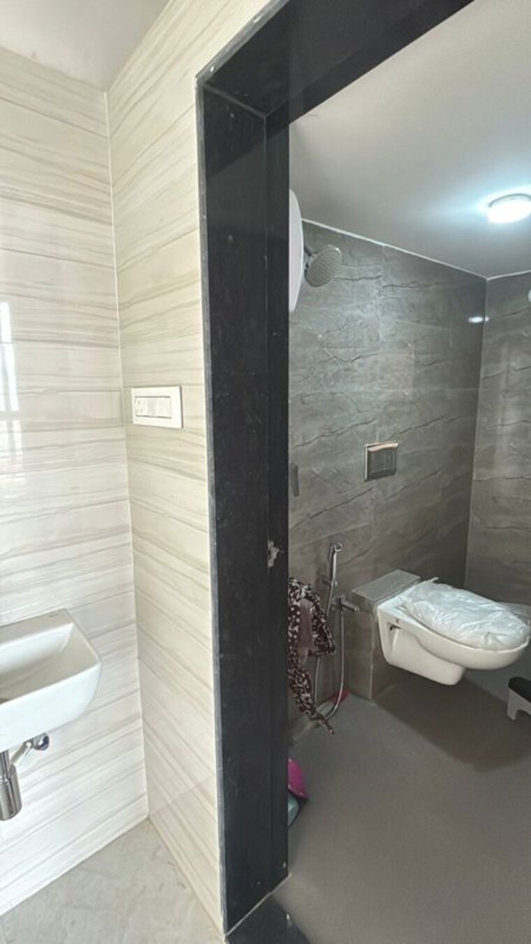 Bathroom, runwal-gardens 1 Bedroom 400 Sq.Ft. Apartment In Dombivli East Thane 10217219
