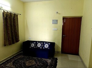 Bedroom in 3 BHK Apartment at Rda Colony – for Rent