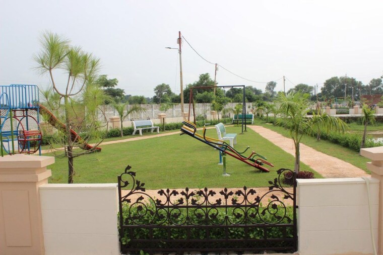 Garden, palhari  1100 Sq.Ft. Plot In Palhari Barabanki 10095973