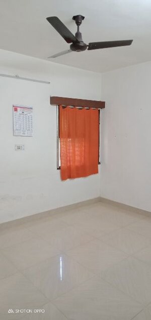 Room in 3 BHK Apartment at Vasant Kunj – for Rent