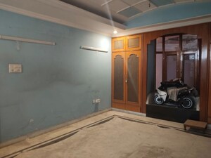 Parking in 6+ BHK Independent House at Vaishali Nagar – for Rent