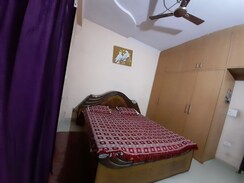 2 BHK Apartment For Sale in Sudha Sarovar Apartment