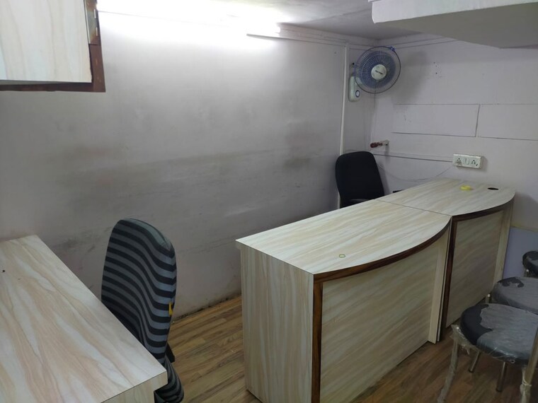 Team Area, haware-fantasia Commercial Office Space 210 Sq.Ft. In Vashi Sector 28 Navi Mumbai 10217336