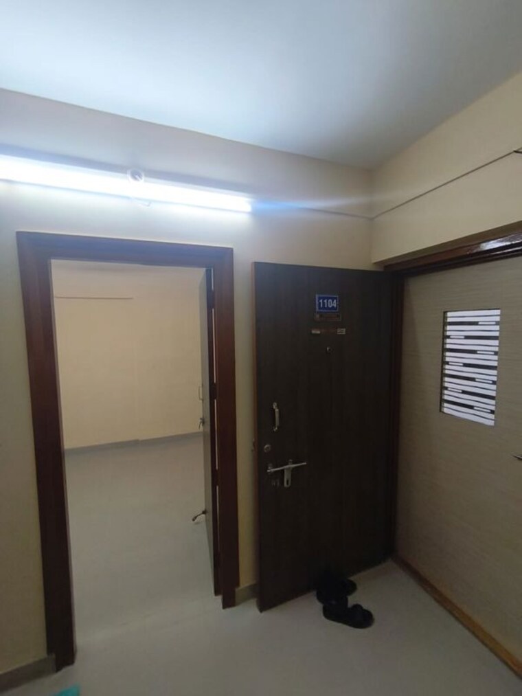 Room, parel 1 Bedroom 330 Sq.Ft. Apartment In Parel Mumbai 9912131