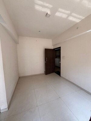 Room in 1 BHK Apartment at Siddharth Geetanjali Solitaire, Taloja – for Rent