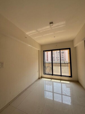 Room in 1 BHK Apartment at Siddharth Geetanjali Solitaire, Taloja – for Rent
