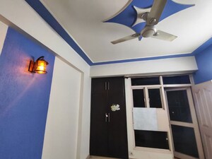 Room in 2 BHK Apartment at Supertech Icon, Ahinsa Khand 2 – for Rent
