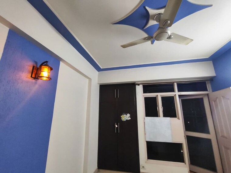 Room, supertech-icon 2 Bedroom 1000 Sq.Ft. Apartment In Ahinsa Khand 2 Ghaziabad 10217356